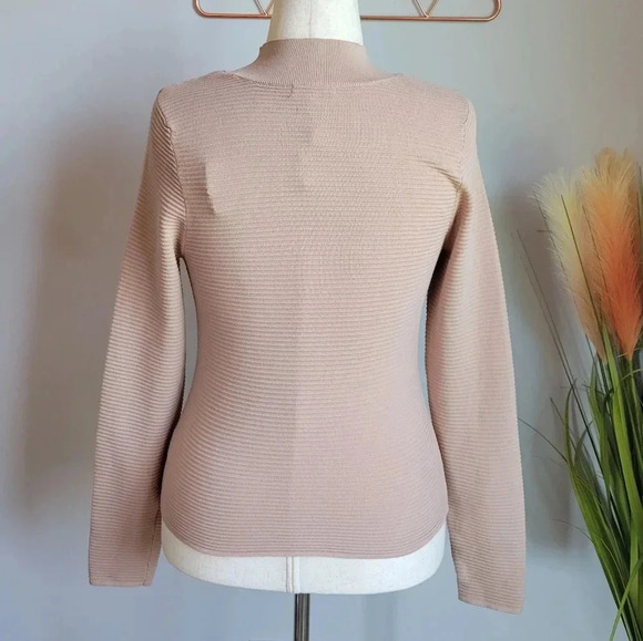 Revolve, 525 America New Latte Ribbed Mock Neck Stretch Knit Top Size Medium - Picture 5 of 10